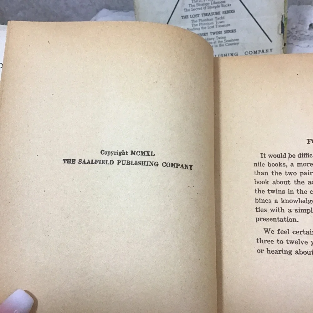 1940s‎ The Bobbsey Twins Hardcovers Lot Of 2 In The Country Laura Lee Hope
